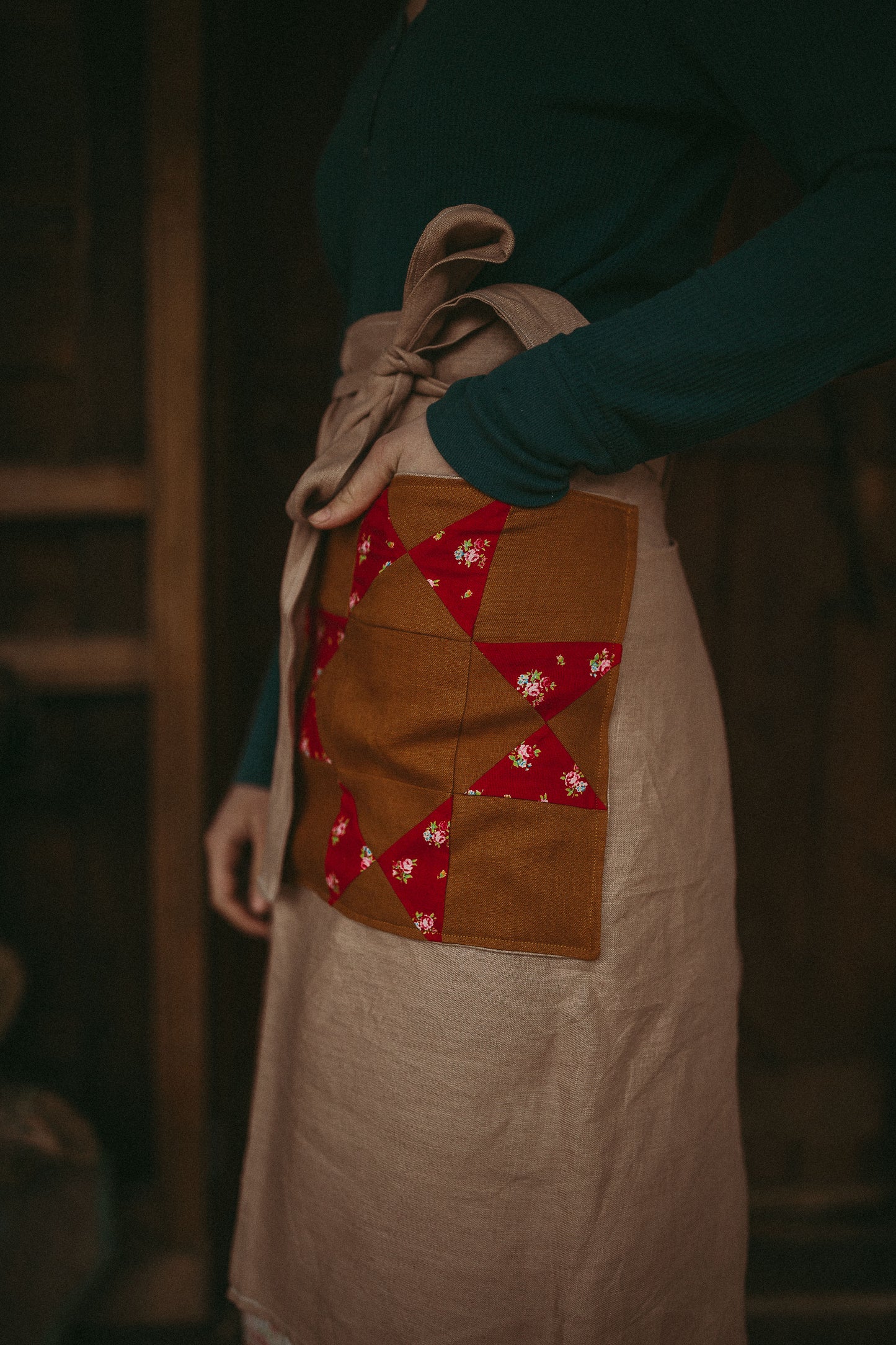 Linen Half Apron with quilt block pockets